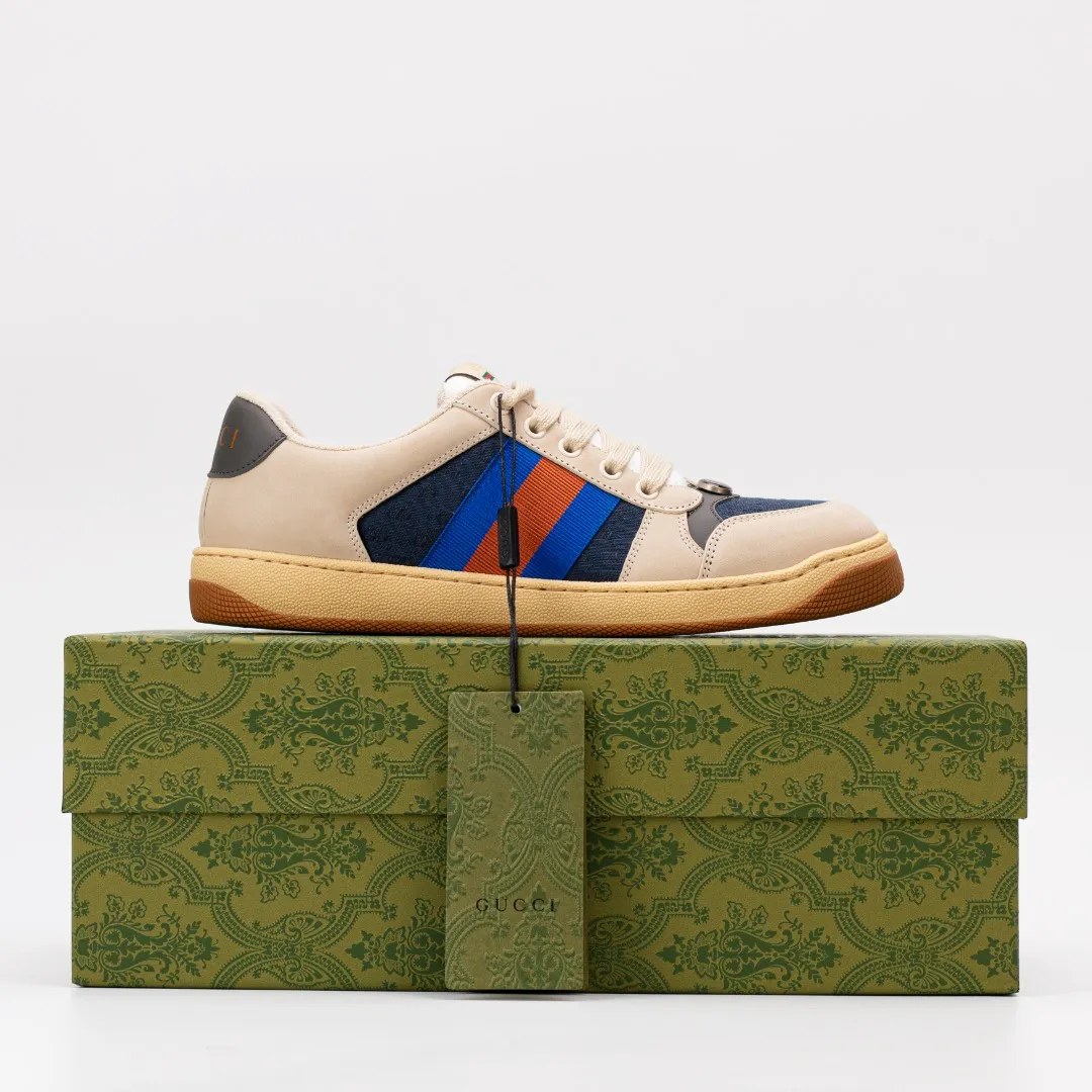 Factory price 580 [Higher version] GUCCI casual sports distressed small dirty shoes, polished cowhide fabric, hand-made distressed effect!  Original terry cloth, delicate, soft, comfortable and breathable. Privately molded steel-stamped two-color original TPU outsole (lower layer is wider, upper layer is narrower) to differentiate the wrong version of the outsole in the market. Fabric, material, outsole, detail comparison SIZE: 34-41, 38-45 regular size (women's 34, 41, men's 38, 45 customized, non-returnable and non-exchangeable) (women's colors and men's models need to be customized)
